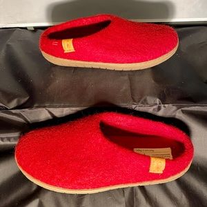 LAST CHANCE Baabushka Nepalese Wool Slipper Mules in Red Euro 38 US 7.5